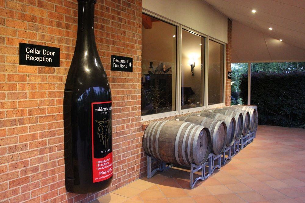 Wild Cattle Creek Estate Bed & Breakfast Wandin Yallock Екстериор снимка