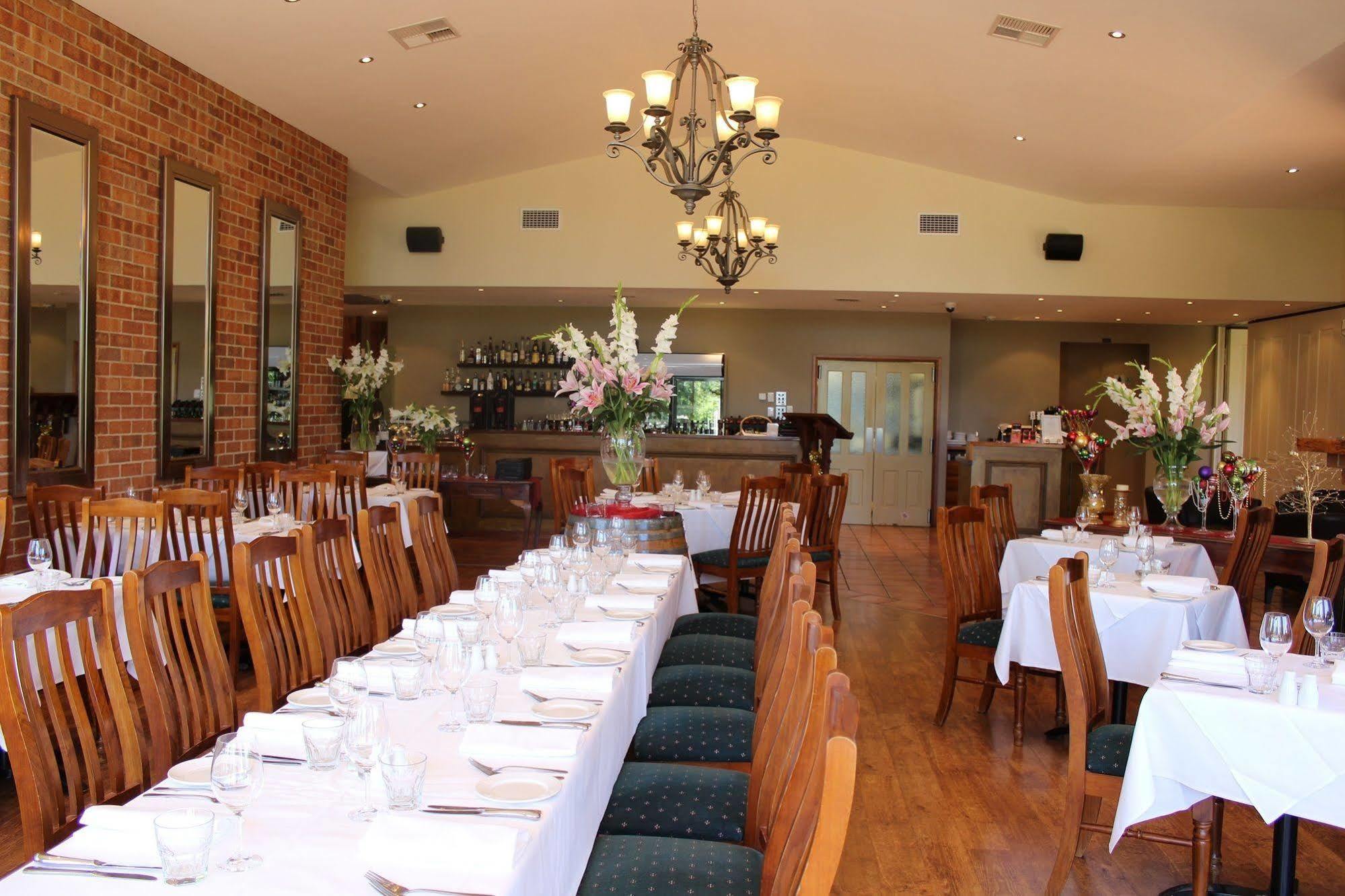 Wild Cattle Creek Estate Bed & Breakfast Wandin Yallock Екстериор снимка